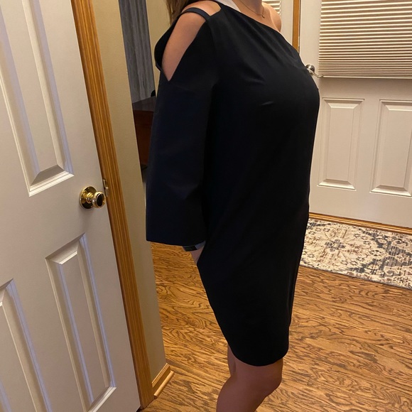 Lewit one shoulder dress - Picture 4 of 9